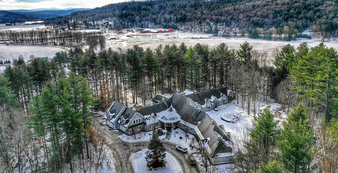 Winter in Stowe - Romantic Lodging