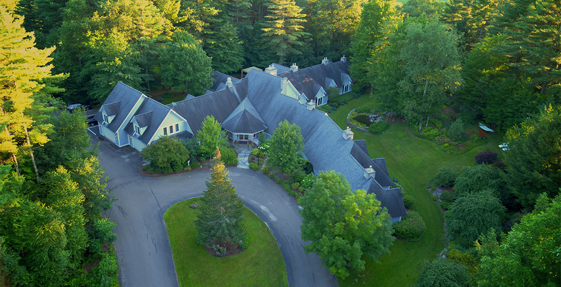 Fall Leaf Peeping - Romantic, Unique Lodging